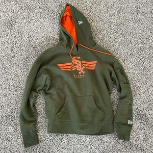 New Era x Alpha Industries Chicago White Sox Hoodie